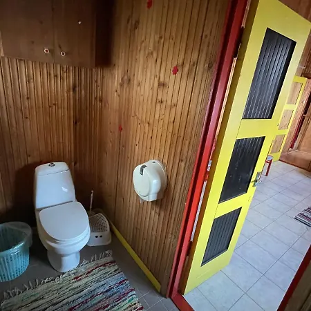 Tuuli Majutus Nyaraló *